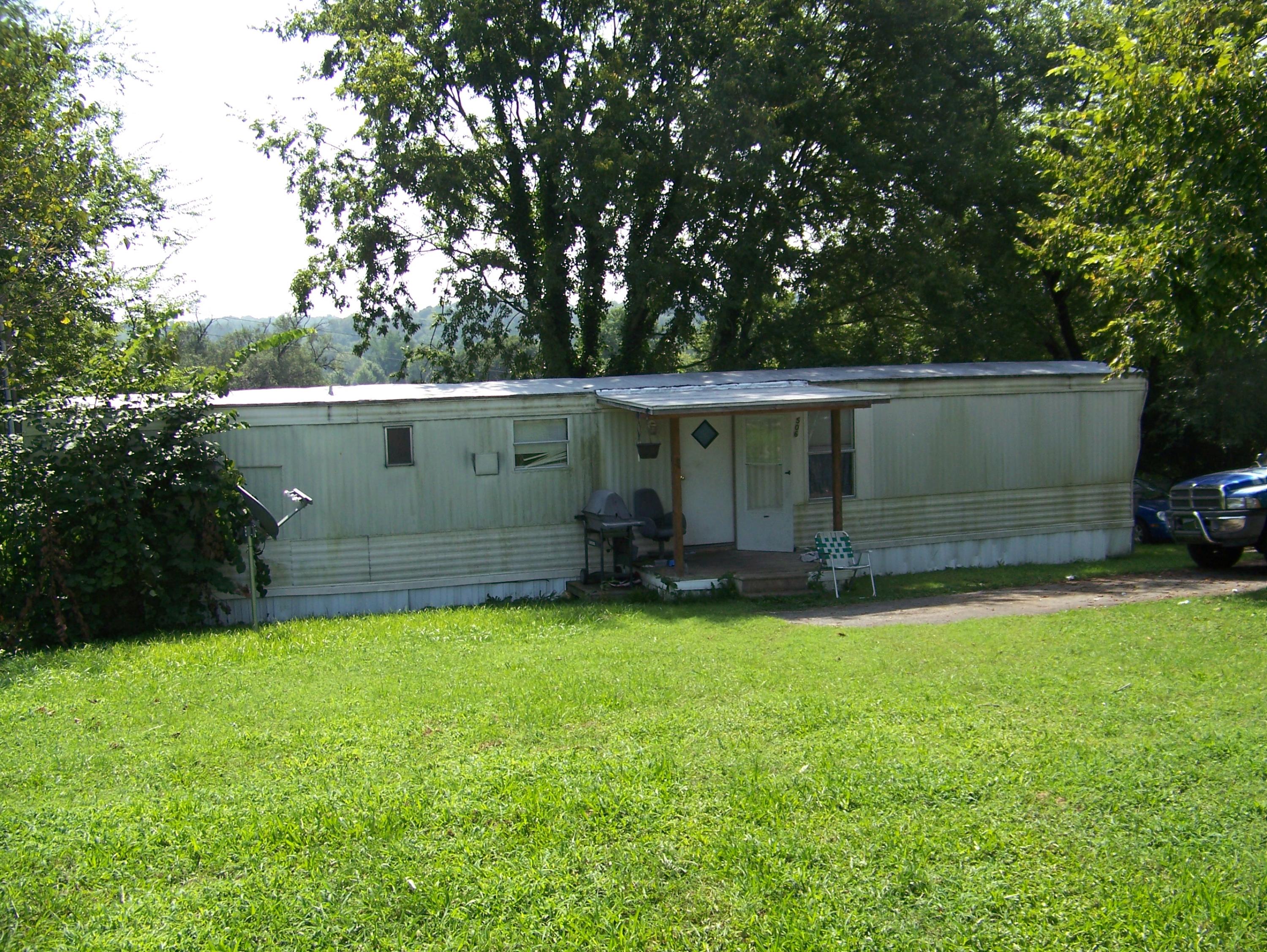 502 Eagleton Road Maryville, TN 37804 - Photo 4 of 4 502 Eagleton Rd MLS#1053078 001