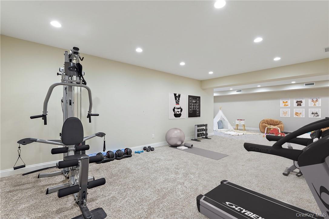 81 Spier Road Scarsdale, NY 10583 - Photo 27 of 32 Home Gym