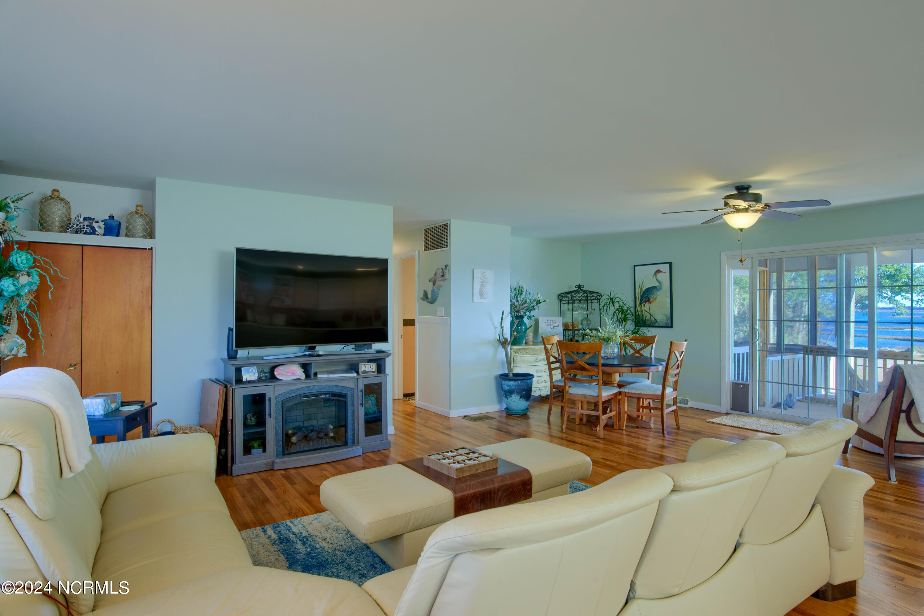 234 Peninsula Manor Road Hubert, NC 28539 - Photo 17 of 50 234 Peninsula Manor - Exterior_13