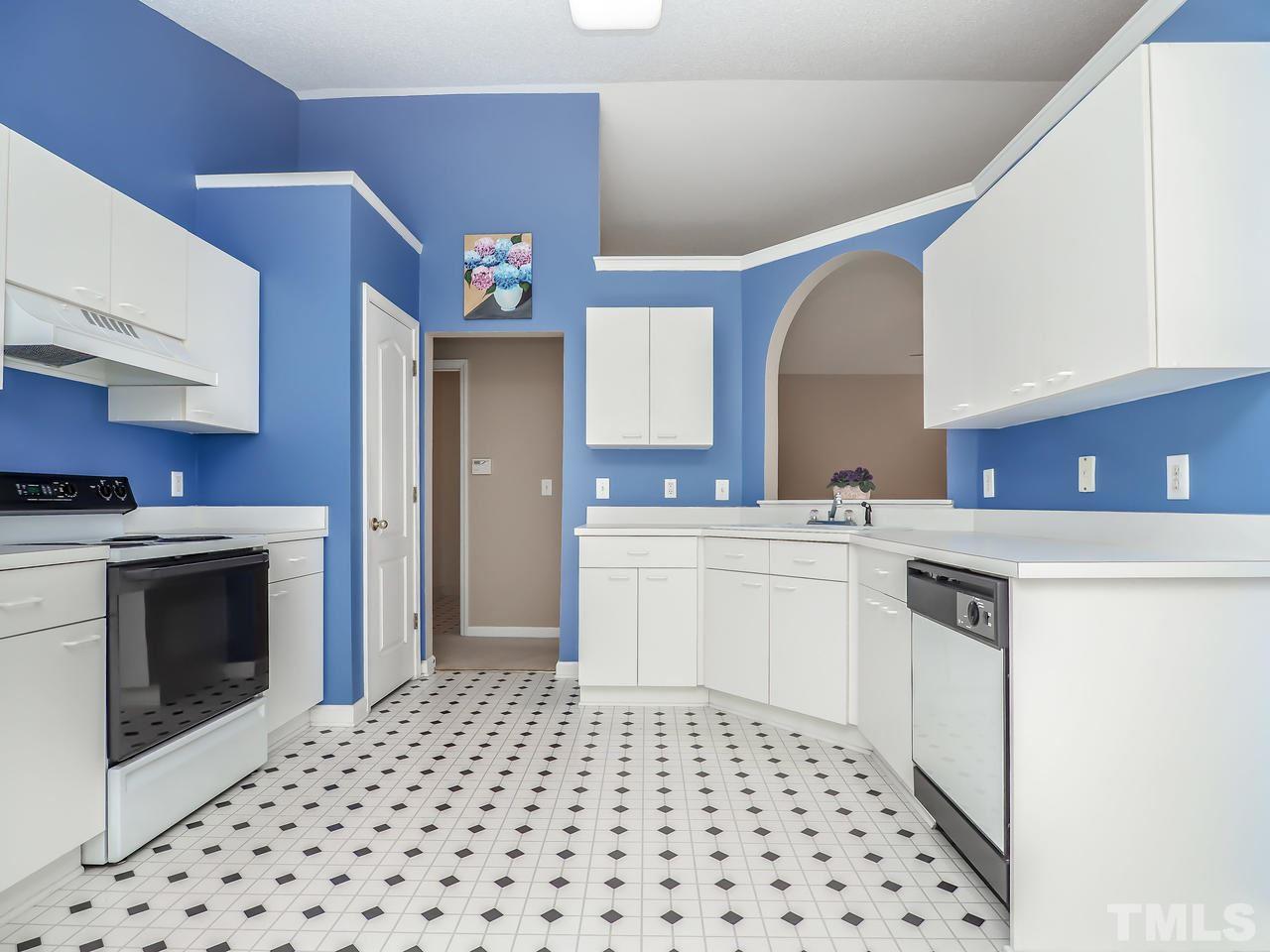 5408 Cardinal Grove Boulevard Raleigh, NC 27616 - Photo 12 of 30 Gallery Image 12