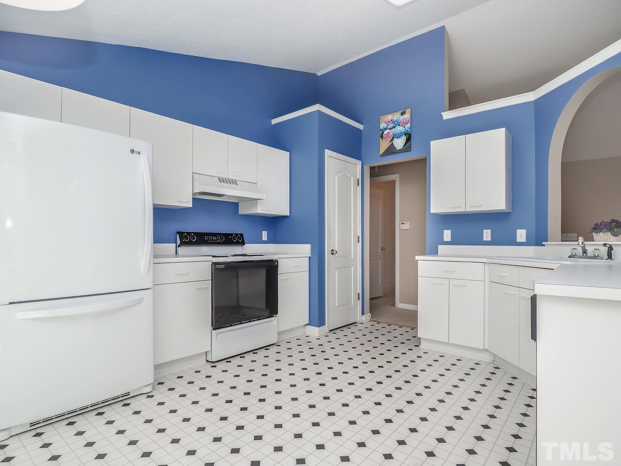 5408 Cardinal Grove Boulevard Raleigh, NC 27616 - Photo 13 of 30 Gallery Image 13