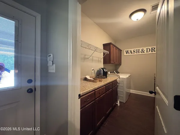 $649,000 | 1311 Harmon Road, Batesville, MS 38606