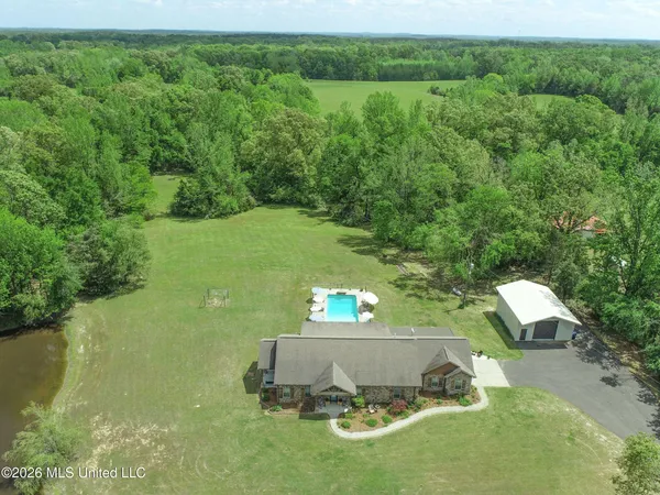 $649,000 | 1311 Harmon Road, Batesville, MS 38606