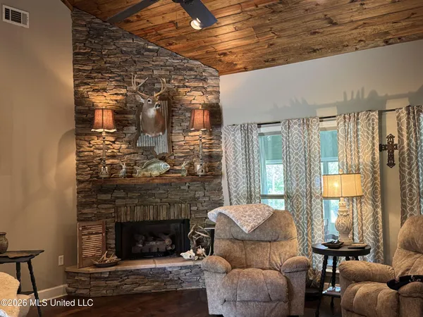 $649,000 | 1311 Harmon Road, Batesville, MS 38606