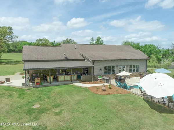 $649,000 | 1311 Harmon Road, Batesville, MS 38606