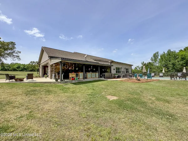 $649,000 | 1311 Harmon Road, Batesville, MS 38606