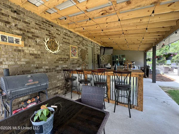 $649,000 | 1311 Harmon Road, Batesville, MS 38606