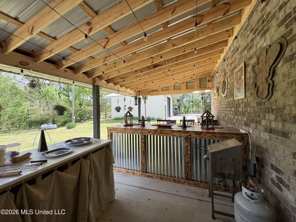 $649,000 | 1311 Harmon Road, Batesville, MS 38606
