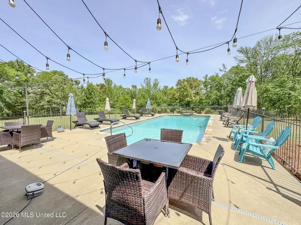 $649,000 | 1311 Harmon Road, Batesville, MS 38606