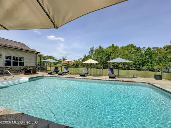 $649,000 | 1311 Harmon Road, Batesville, MS 38606