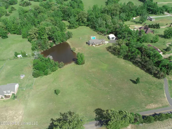 $649,000 | 1311 Harmon Road, Batesville, MS 38606