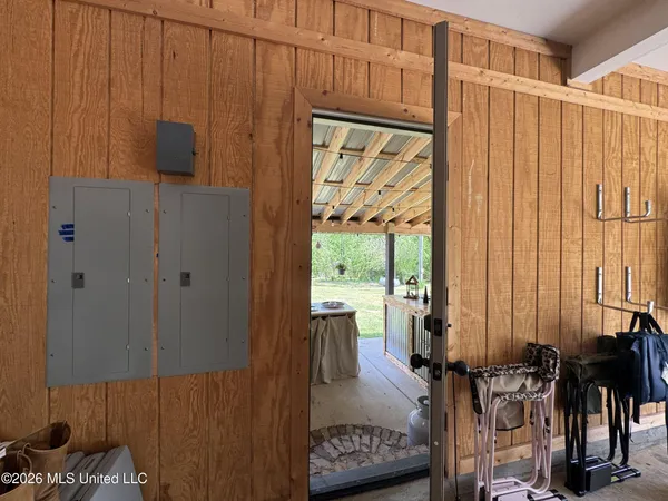 $649,000 | 1311 Harmon Road, Batesville, MS 38606