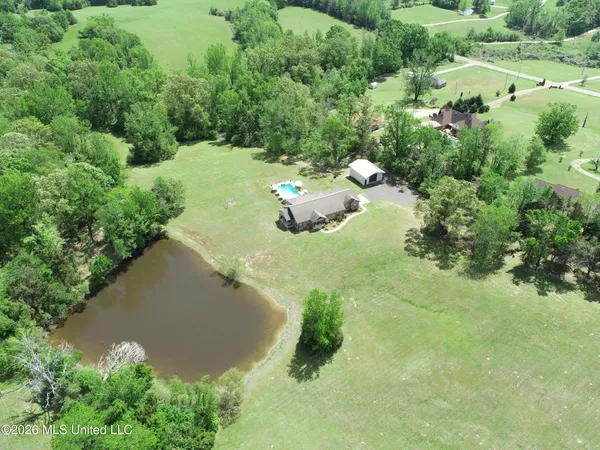 $649,000 | 1311 Harmon Road, Batesville, MS 38606
