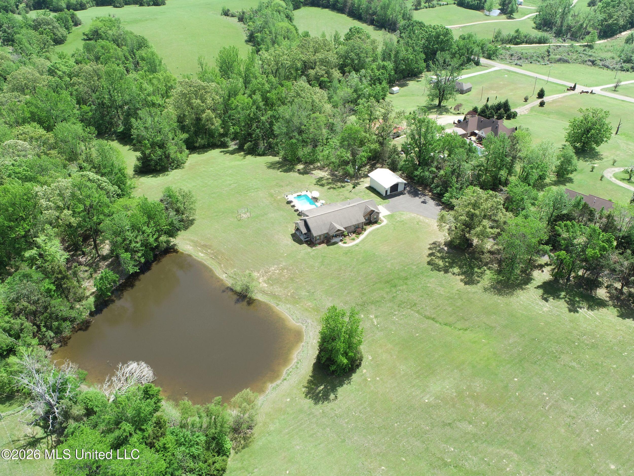 1311 Harmon Road Batesville, MS 38606 - Photo 7 of 180 2tmtm3