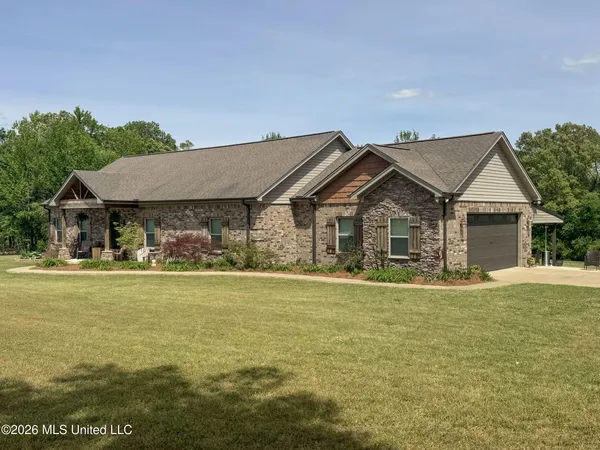 $649,000 | 1311 Harmon Road, Batesville, MS 38606