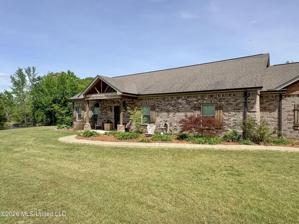 $649,000 | 1311 Harmon Road, Batesville, MS 38606