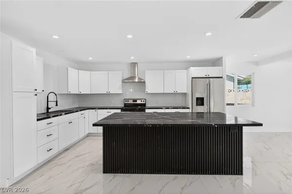 $3,100 | 4578 Churchfield Circle, Las Vegas, NV 89103