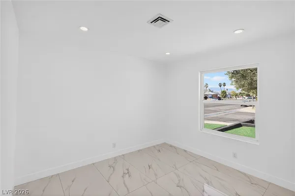 $3,100 | 4578 Churchfield Circle, Las Vegas, NV 89103
