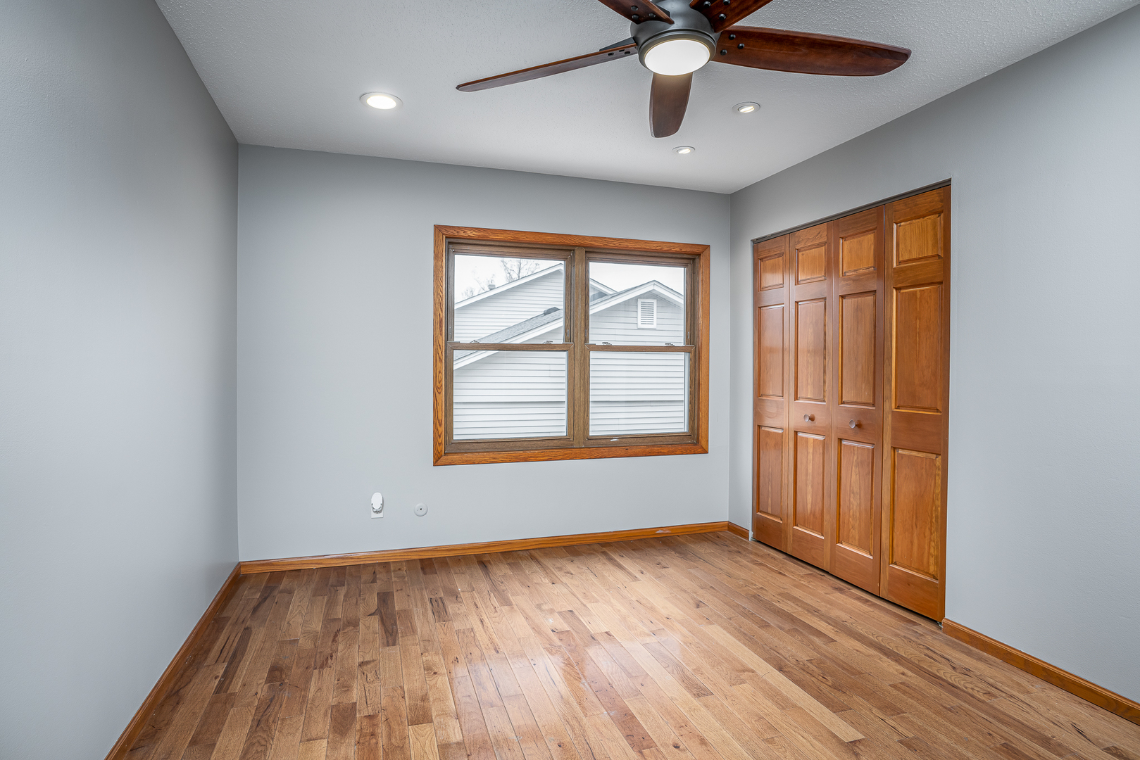5824 Oakbrook Road Davenport, IA 52806 - Photo 19 of 28 Gallery Image 19