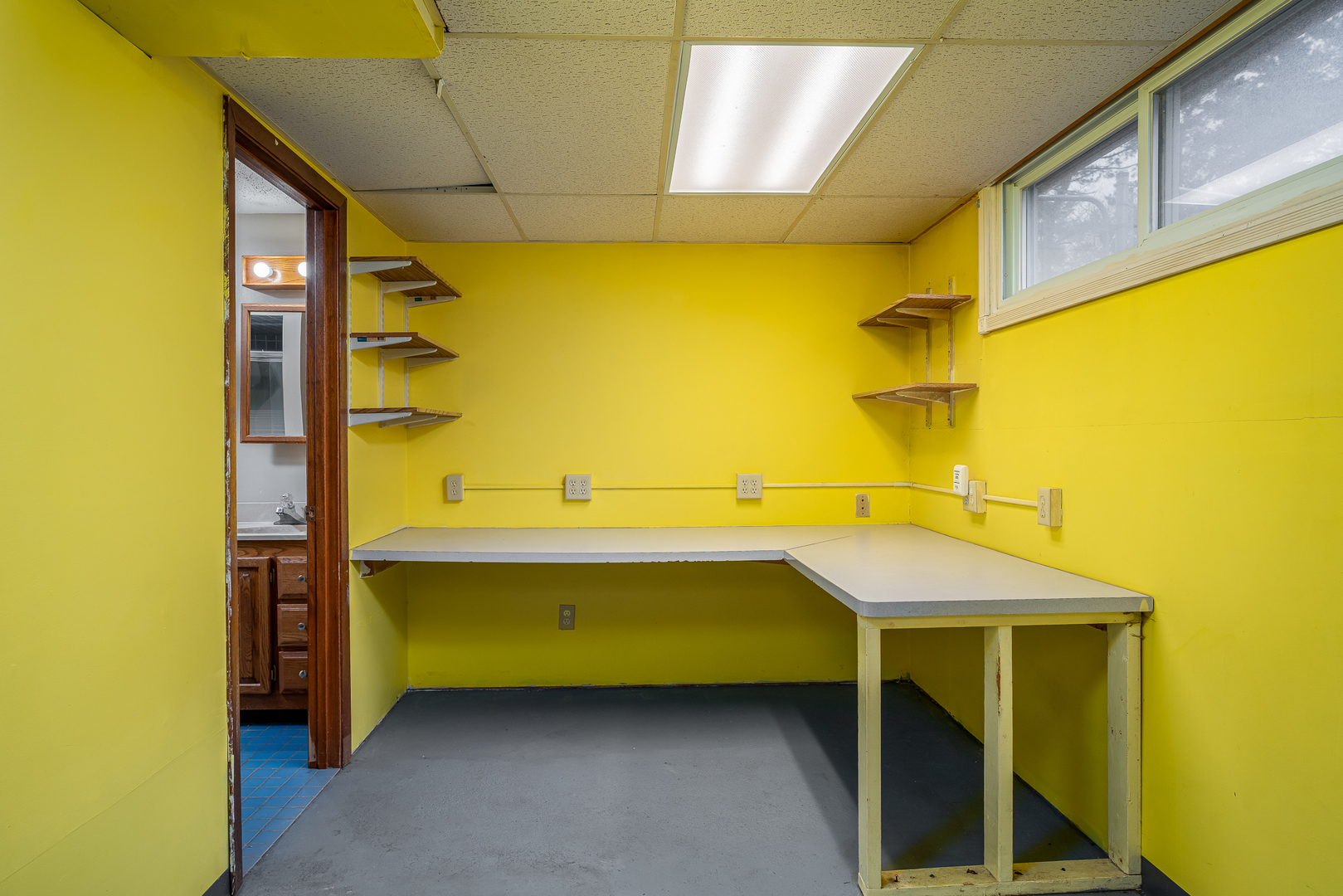5824 Oakbrook Road Davenport, IA 52806 - Photo 27 of 28 Gallery Image 27