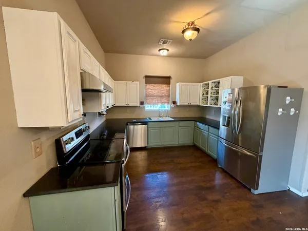 $2,050 | 210 Cadwallader Street, San Antonio, TX 78212
