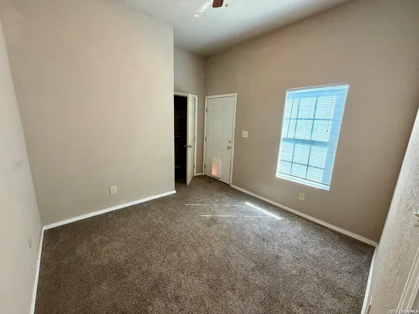 $2,050 | 210 Cadwallader Street, San Antonio, TX 78212