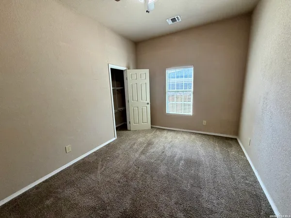 $2,050 | 210 Cadwallader Street, San Antonio, TX 78212