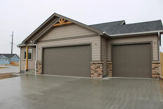 $415,900 | 4491 Shale Circle, Mills, WY 82644