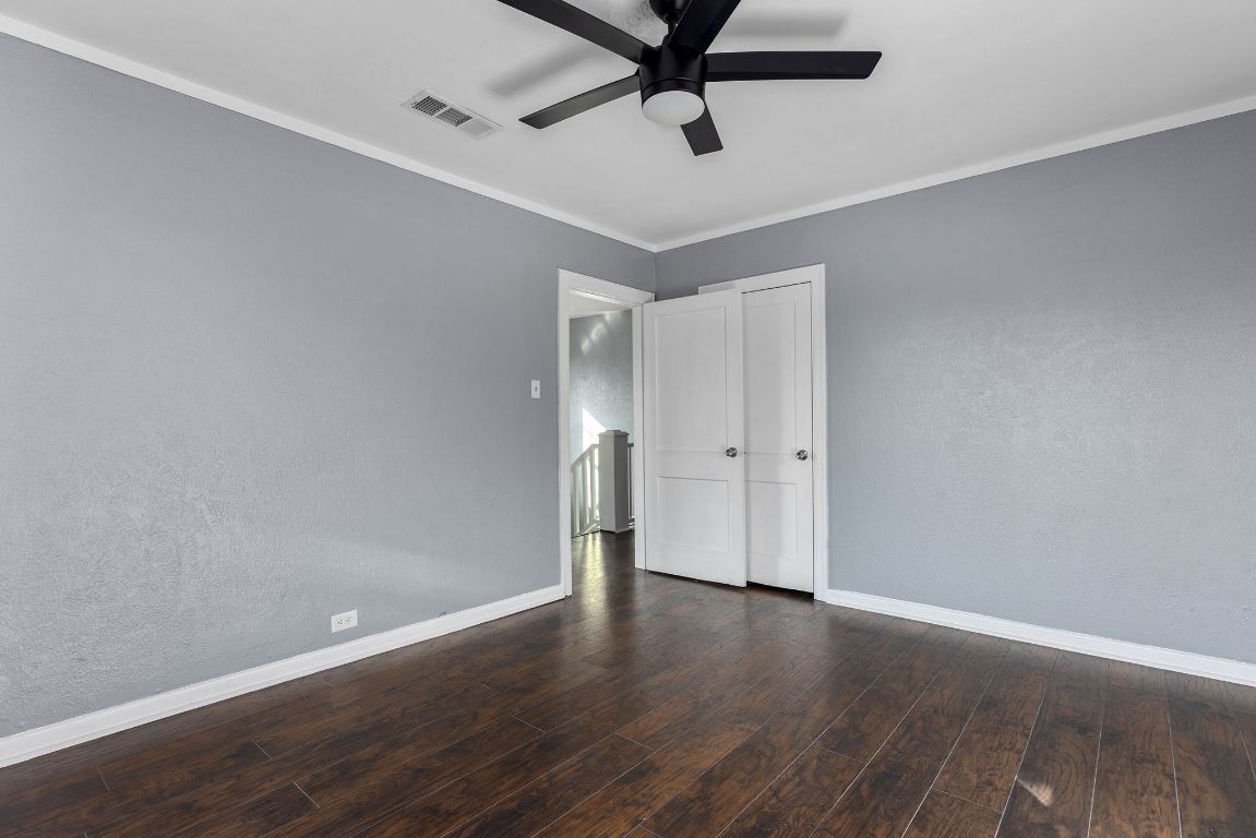 1110 South 9th Street Temple, TX 76504 - Photo 18 of 27 wooden floor in an empty room