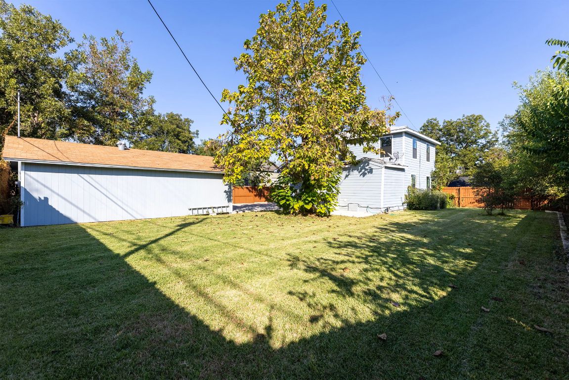 1110 South 9th Street Temple, TX 76504 - Photo 27 of 27 a view of backyard of house with green space