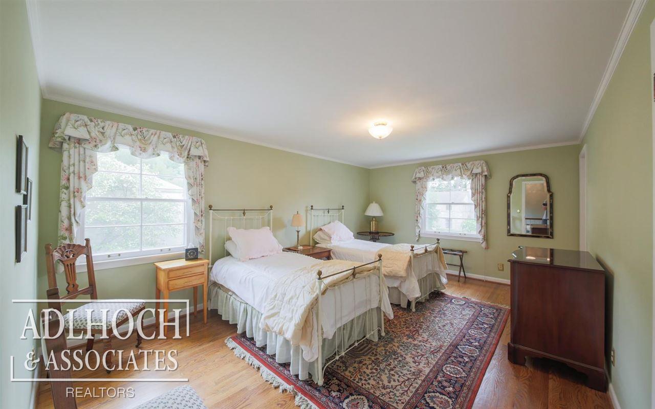 256 Cloverly Road Grosse Pointe Farms, MI 48236 - Photo 17 of 26