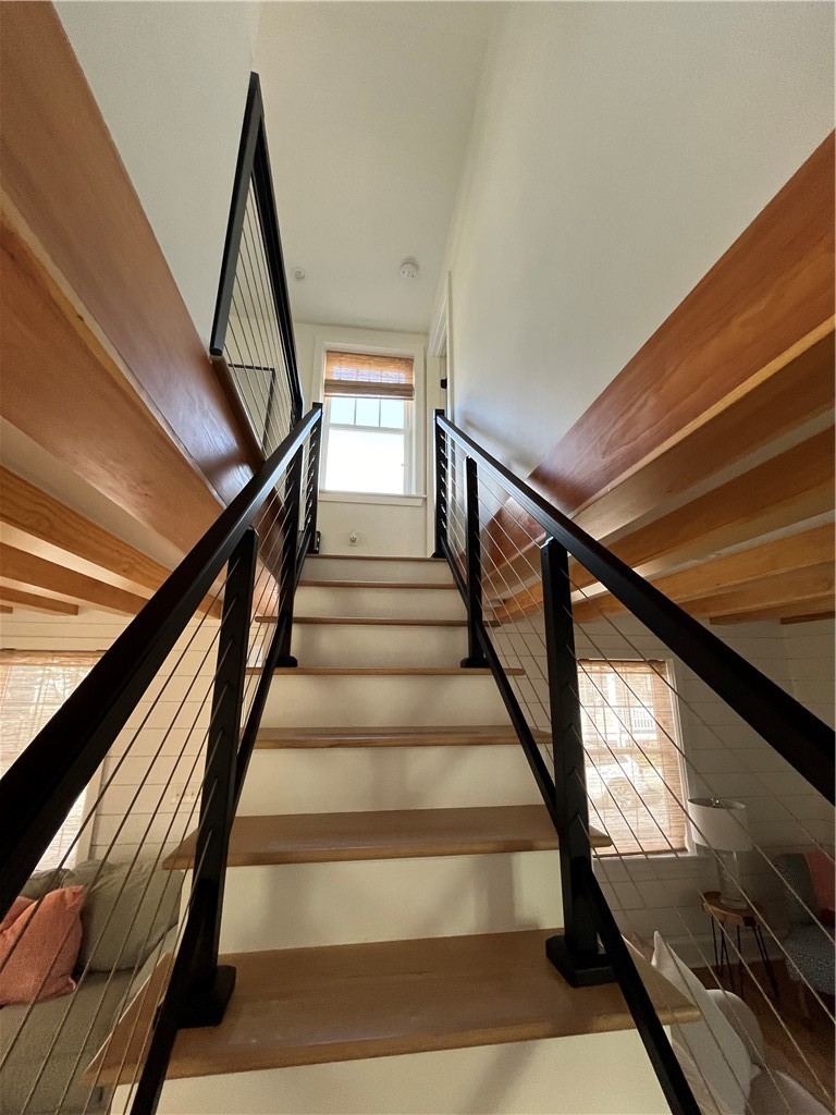 21 Connection Street Newport, RI 02840 - Photo 15 of 29