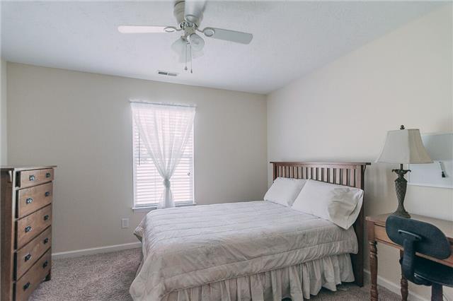 789 Rock Springs Road Castalian Springs, TN 37031 - Photo 12 of 20 Good size spare bedroom with ceiling fan!