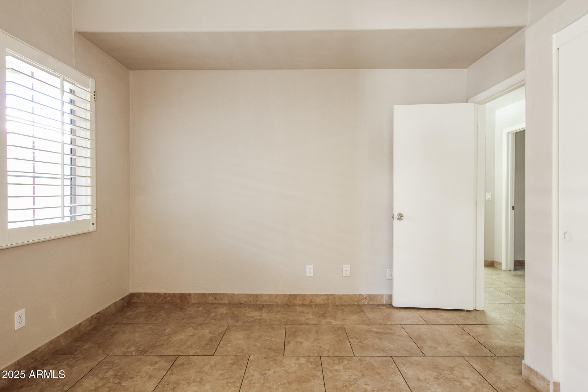 3750 South Conestoga Road Apache Junction, AZ 85119 - Photo 16 of 21 a view of an empty room