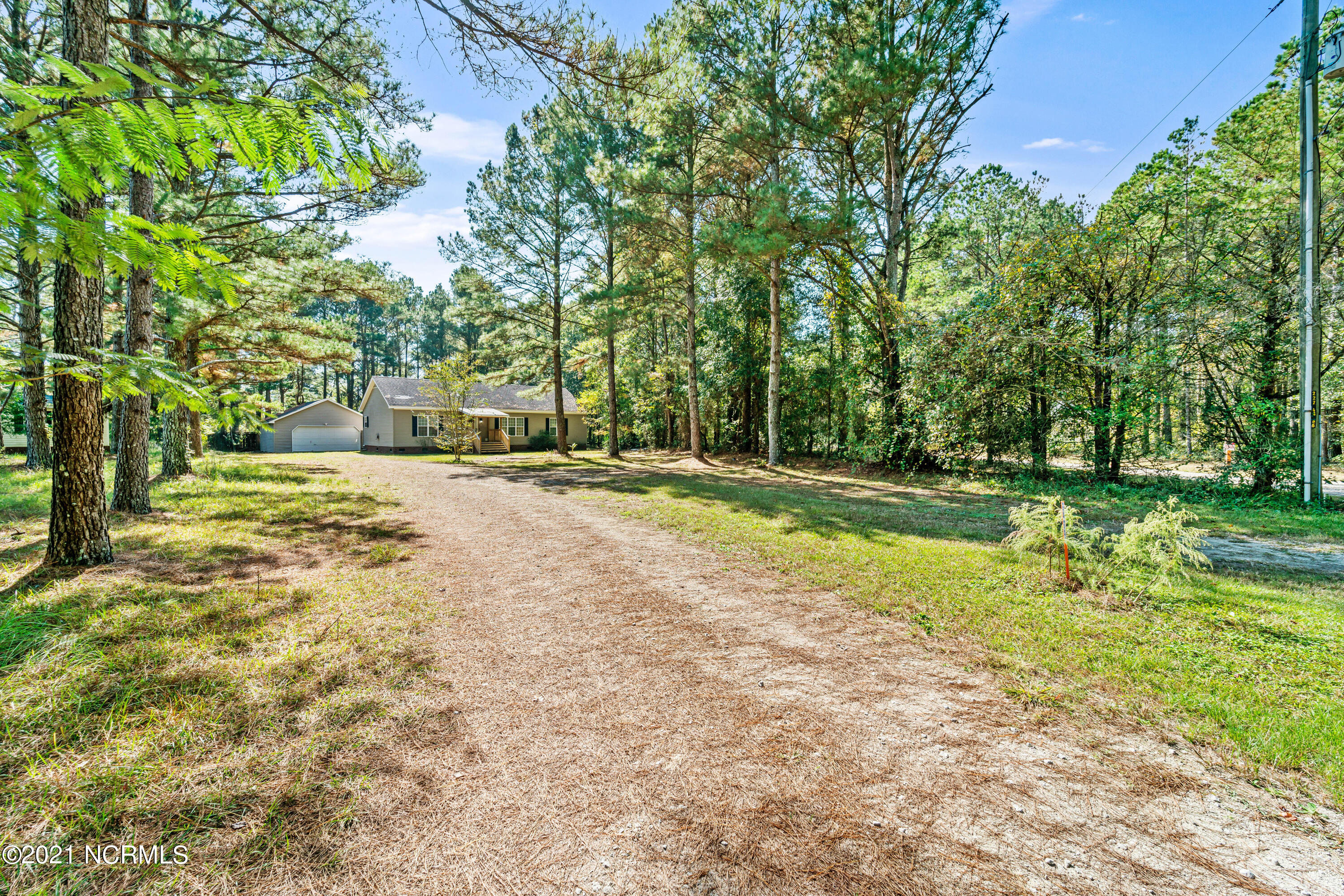 171 Reedy Lane Beulaville, NC 28518 - Photo 2 of 42 DSC02691