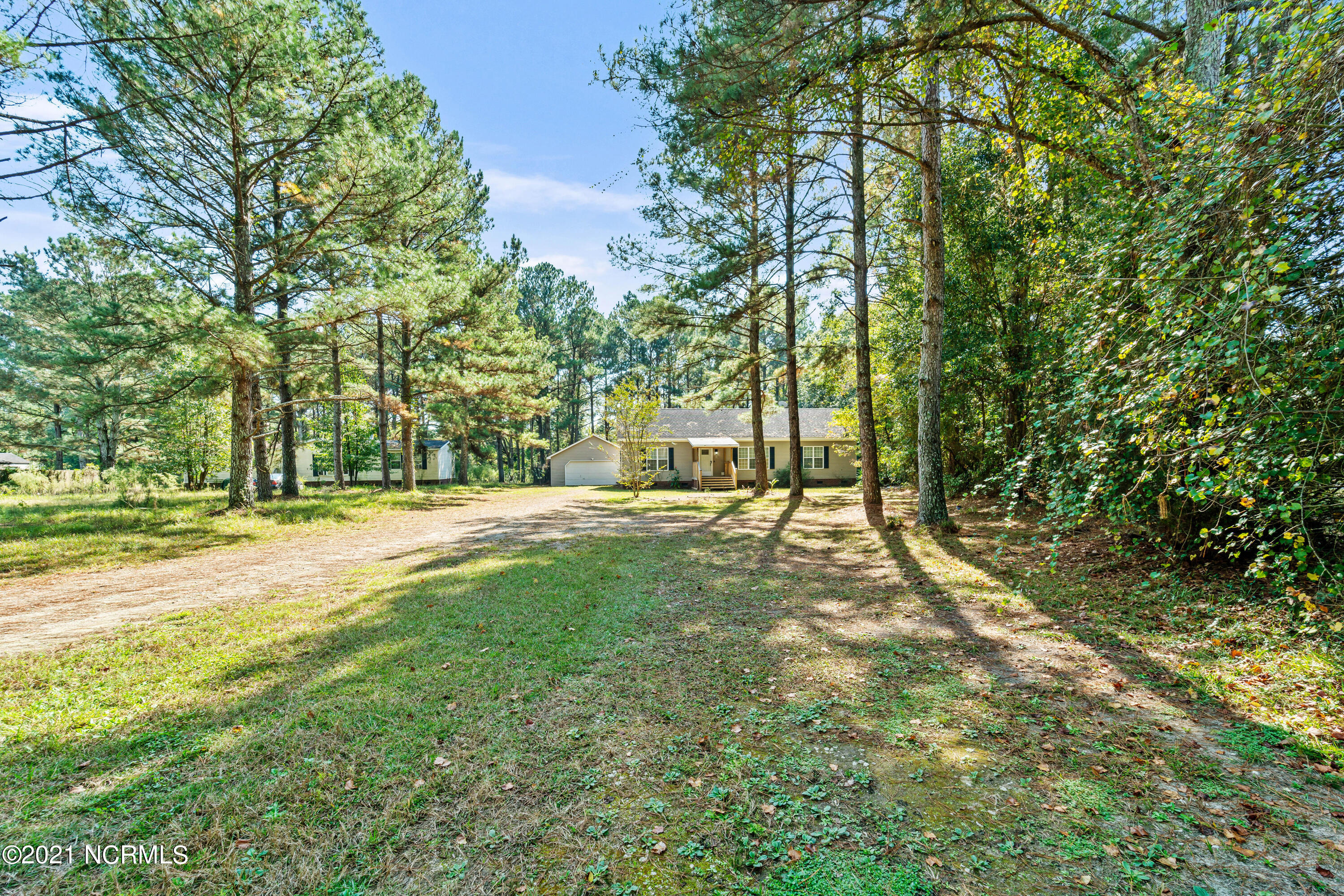 171 Reedy Lane Beulaville, NC 28518 - Photo 3 of 42 DSC02696