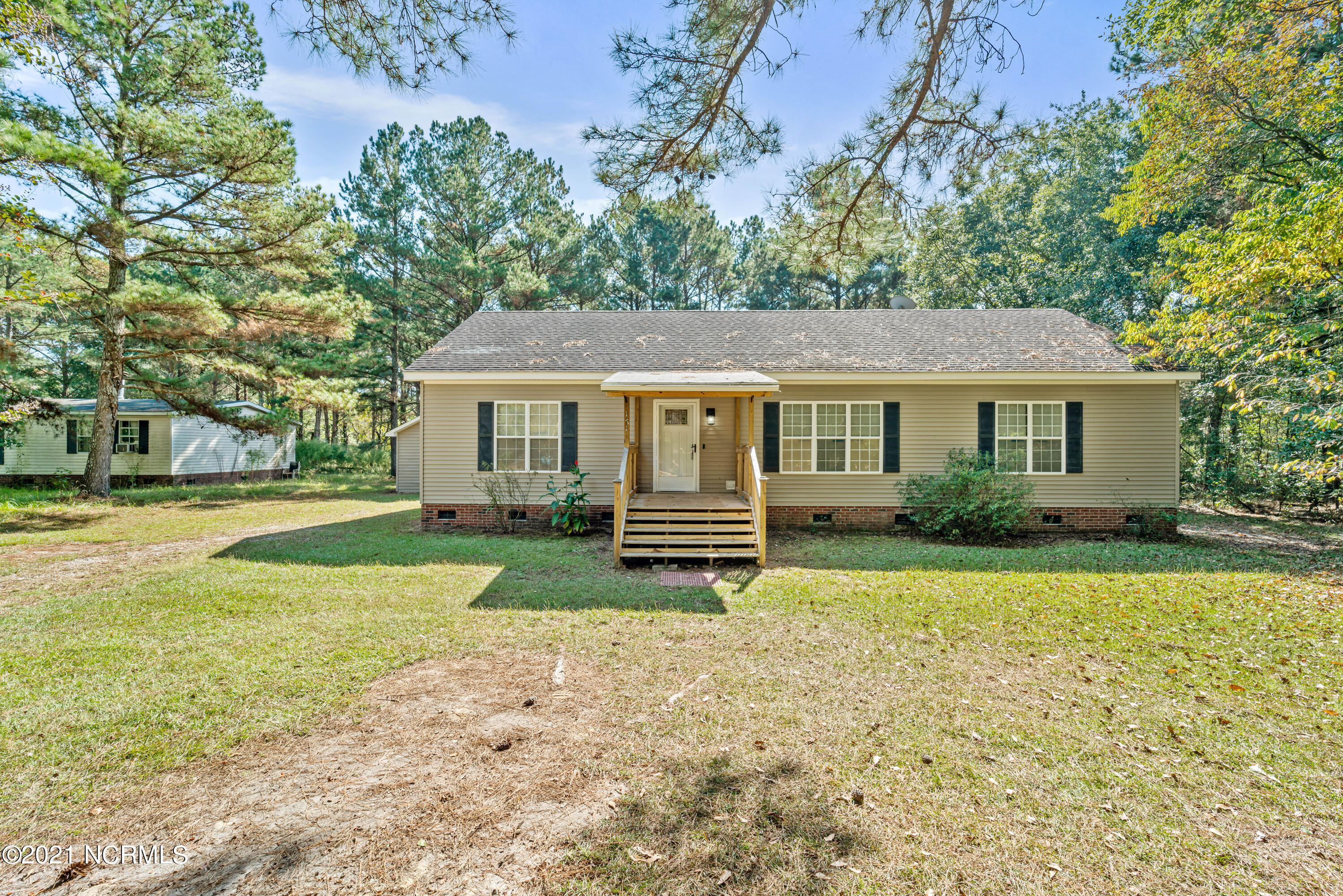 171 Reedy Lane Beulaville, NC 28518 - Photo 6 of 42 DSC02723