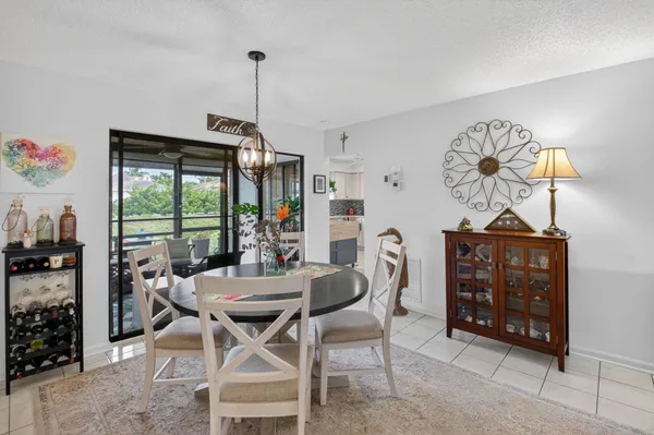$264,900 | 9825 Tabebuia Tree Drive, Unit A, Boynton Beach, FL 33436