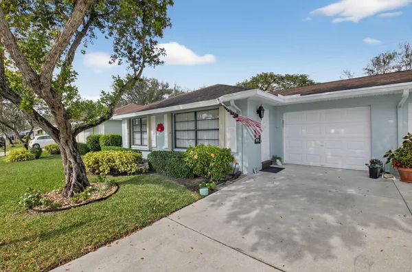 $264,900 | 9825 Tabebuia Tree Drive, Unit A, Boynton Beach, FL 33436