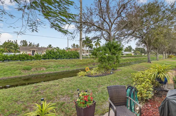 $264,900 | 9825 Tabebuia Tree Drive, Unit A, Boynton Beach, FL 33436