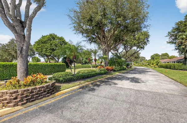$264,900 | 9825 Tabebuia Tree Drive, Unit A, Boynton Beach, FL 33436