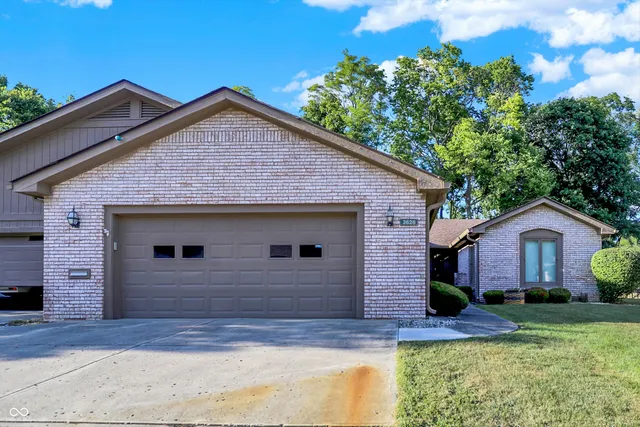 $210,000 | 3628 Woodglen Way, Anderson, IN 46011