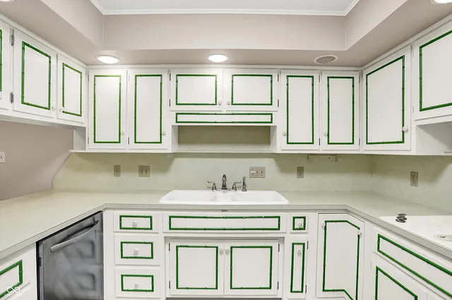 $210,000 | 3628 Woodglen Way, Anderson, IN 46011