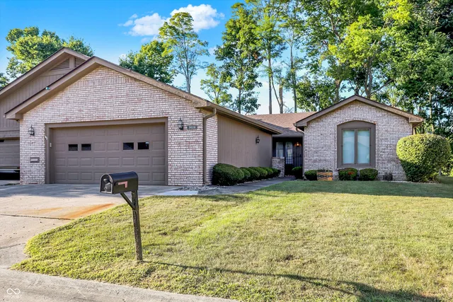 $210,000 | 3628 Woodglen Way, Anderson, IN 46011