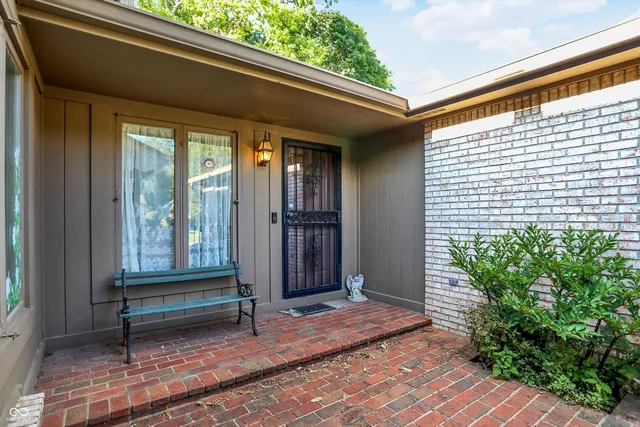 $210,000 | 3628 Woodglen Way, Anderson, IN 46011