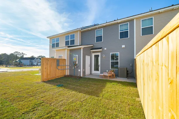 $259,990 | 826 Alma Square Drive, Moncks Corner, SC 29461