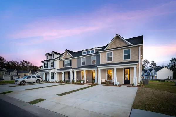 $259,990 | 826 Alma Square Drive, Moncks Corner, SC 29461