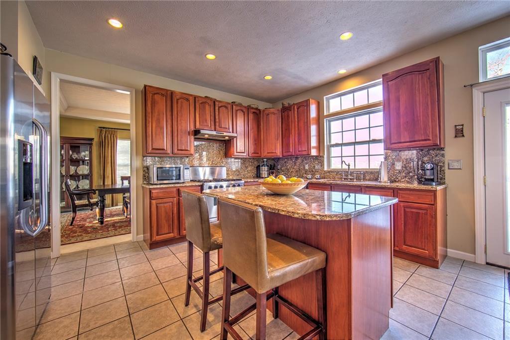 252 Field Club Circle McKees Rocks, PA 15136 - Photo 6 of 24 Stainless steel appliances...
