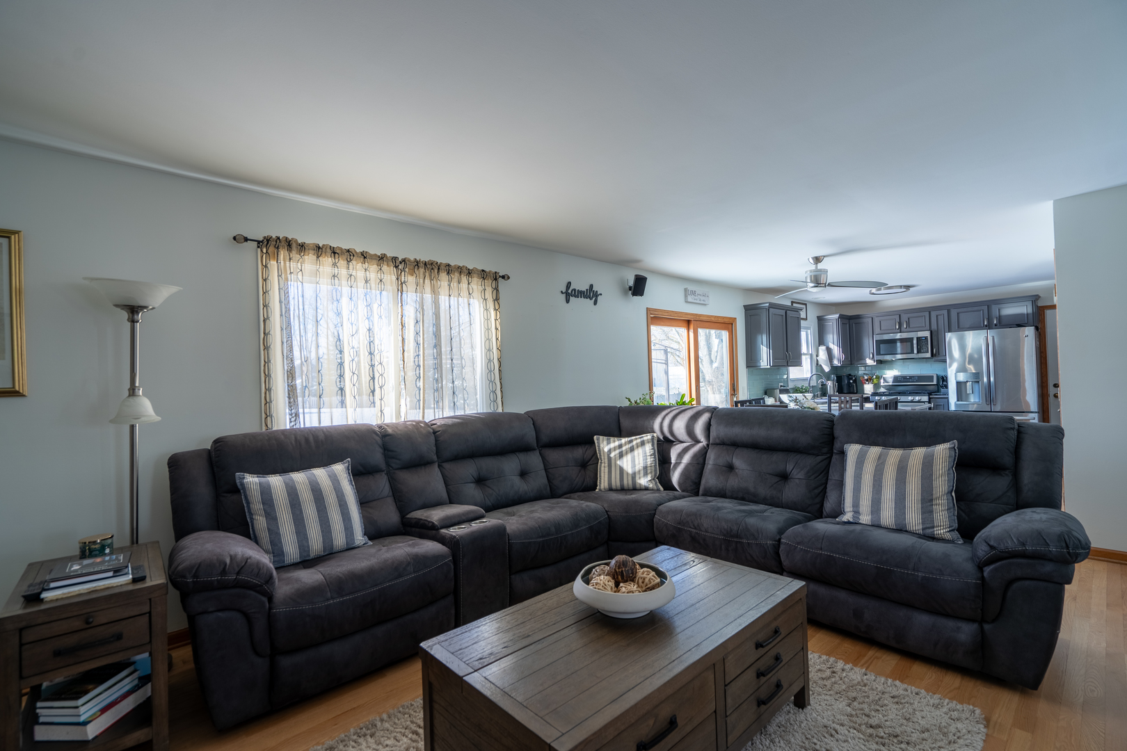 5875 Constitution Avenue Gurnee, IL 60031 - Photo 9 of 34