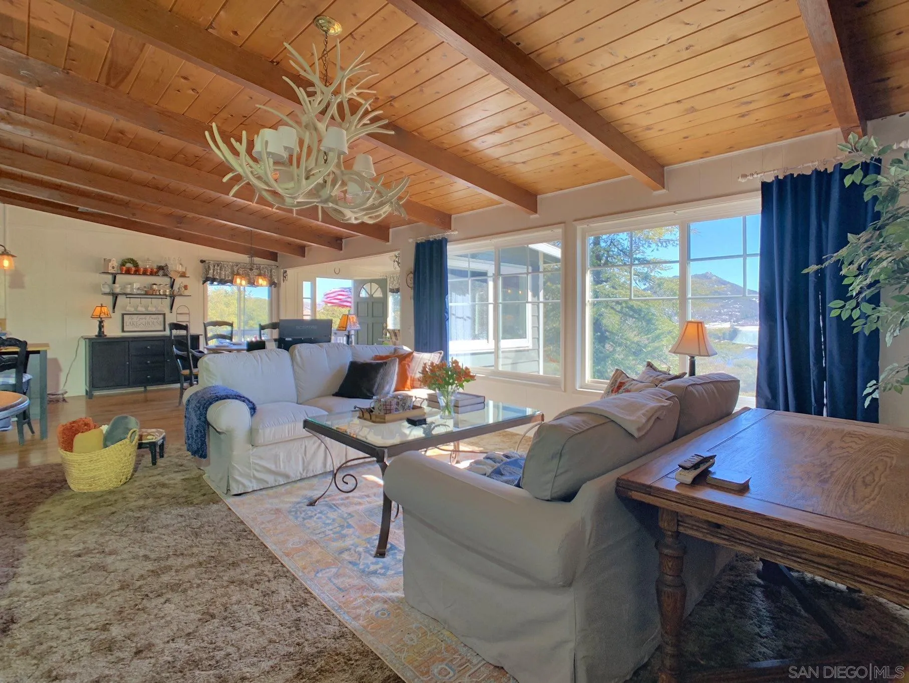 34642 Navajo Road Julian, CA 92036 - Photo 17 of 32 a living room with furniture